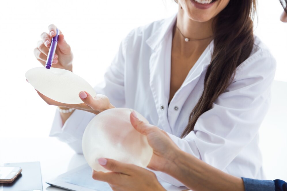 https://www.plasticsurgery.org/patient-safety/breast-implant-safety